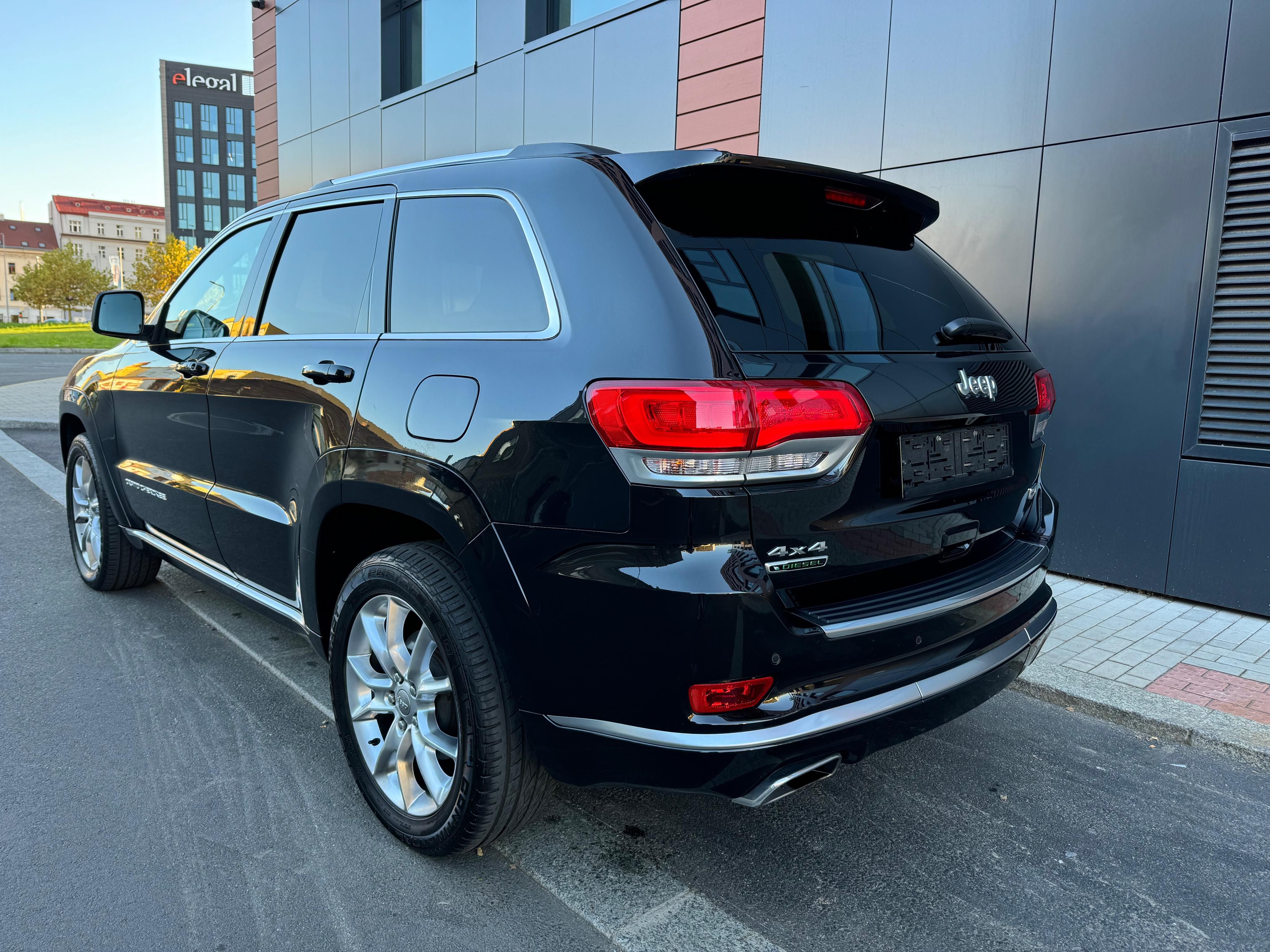 Jeep Grand Cherokee, 3.0CRD SUMMIT FULL ČR 1.maj - fotka 3
