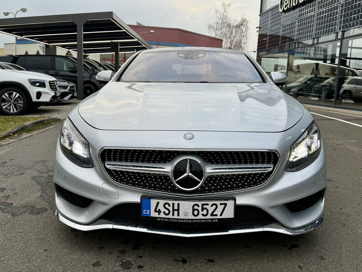 Mercedes-Benz Třídy S, 500 4MATIC kupé - fotka 2