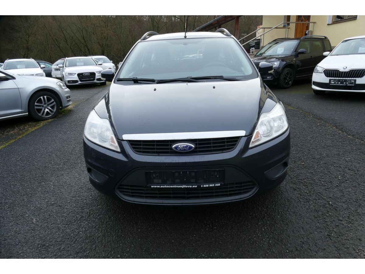 Ford Focus, 1,6TDCi 80KW KLIMA - fotka 2