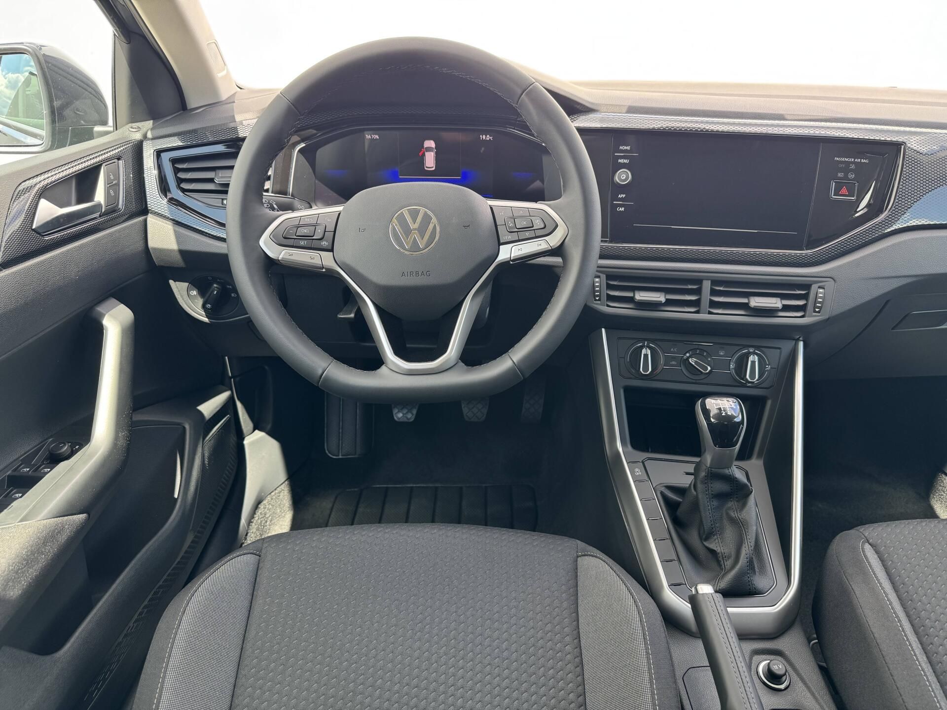 Volkswagen Polo, People 5G 1,0TSi - fotka 6