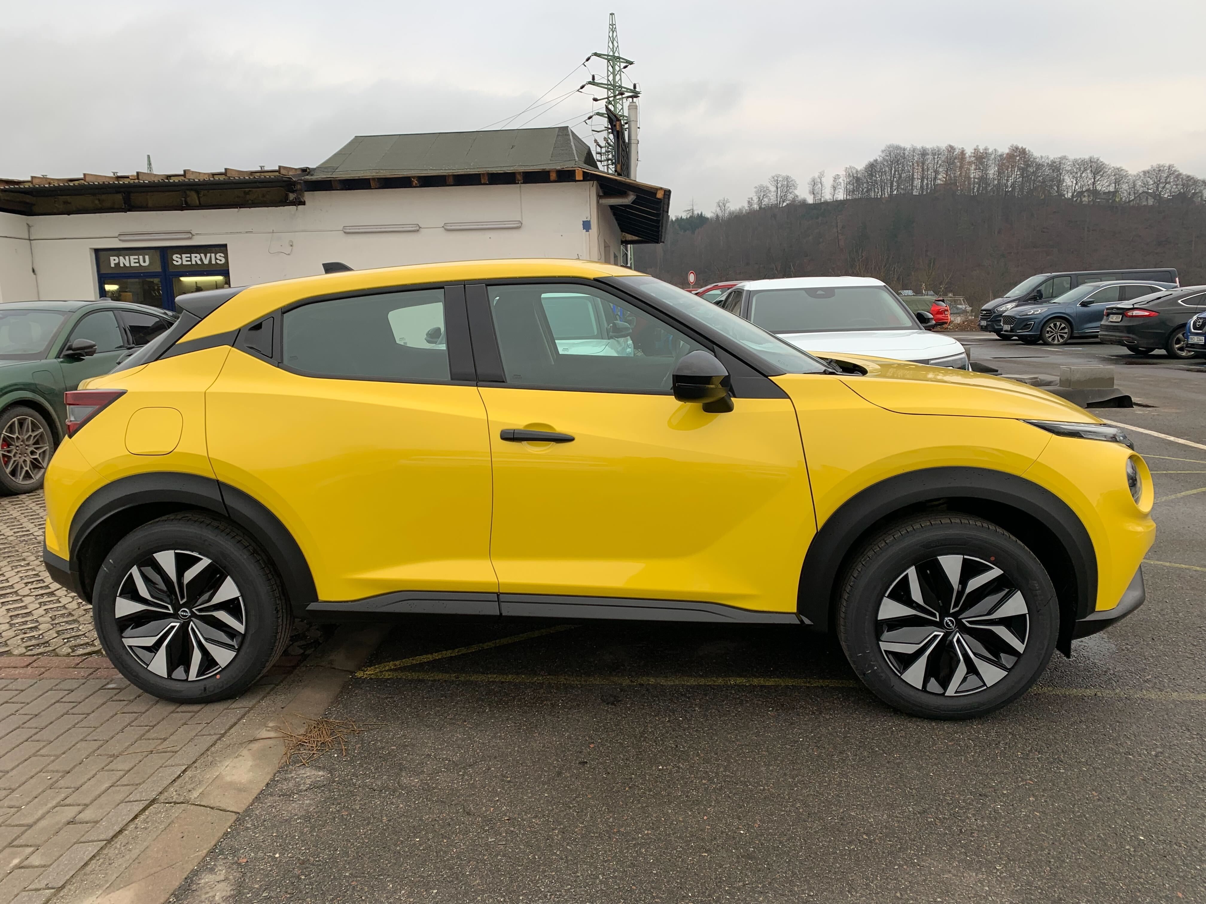 Nissan Juke, 1.0 DIG-T 84 kW 114 k Acenta - fotka 5
