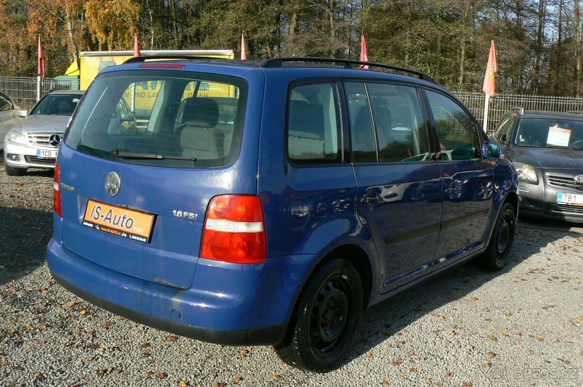 Volkswagen Touran, 1,6 FSI - fotka 5