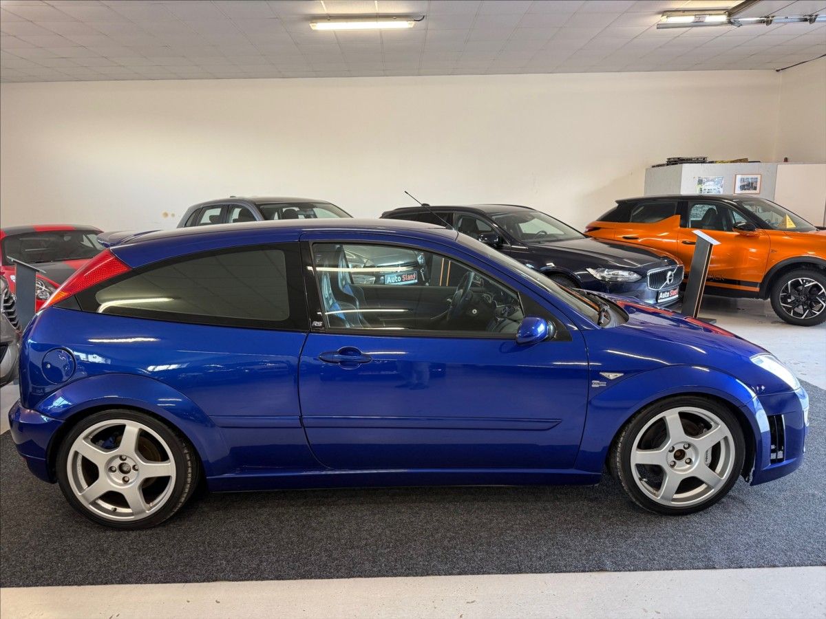 Ford Focus, 2,0 RS MK1 85tkm! - fotka 4