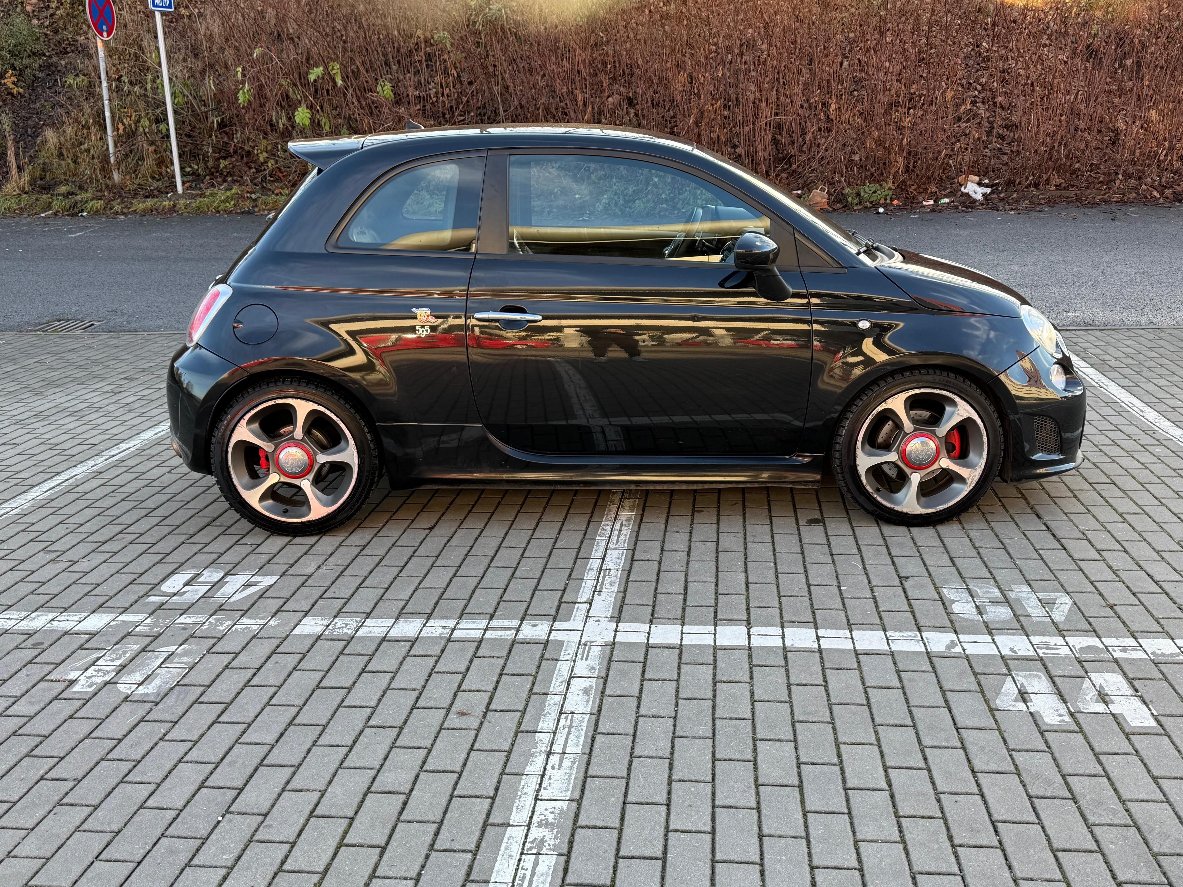 Abarth 500, 1.4T 595 turismo 103kw Automat - fotka 6