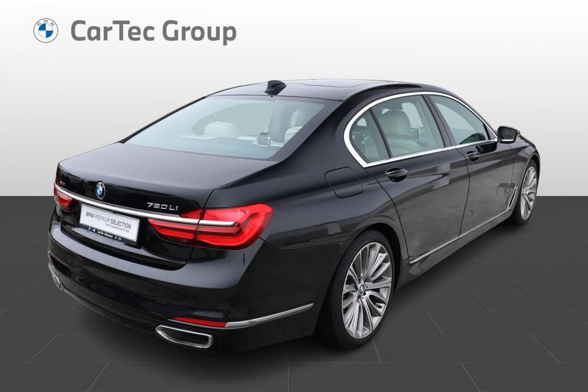 BMW Řada 7, 750Li xDrive - fotka 5