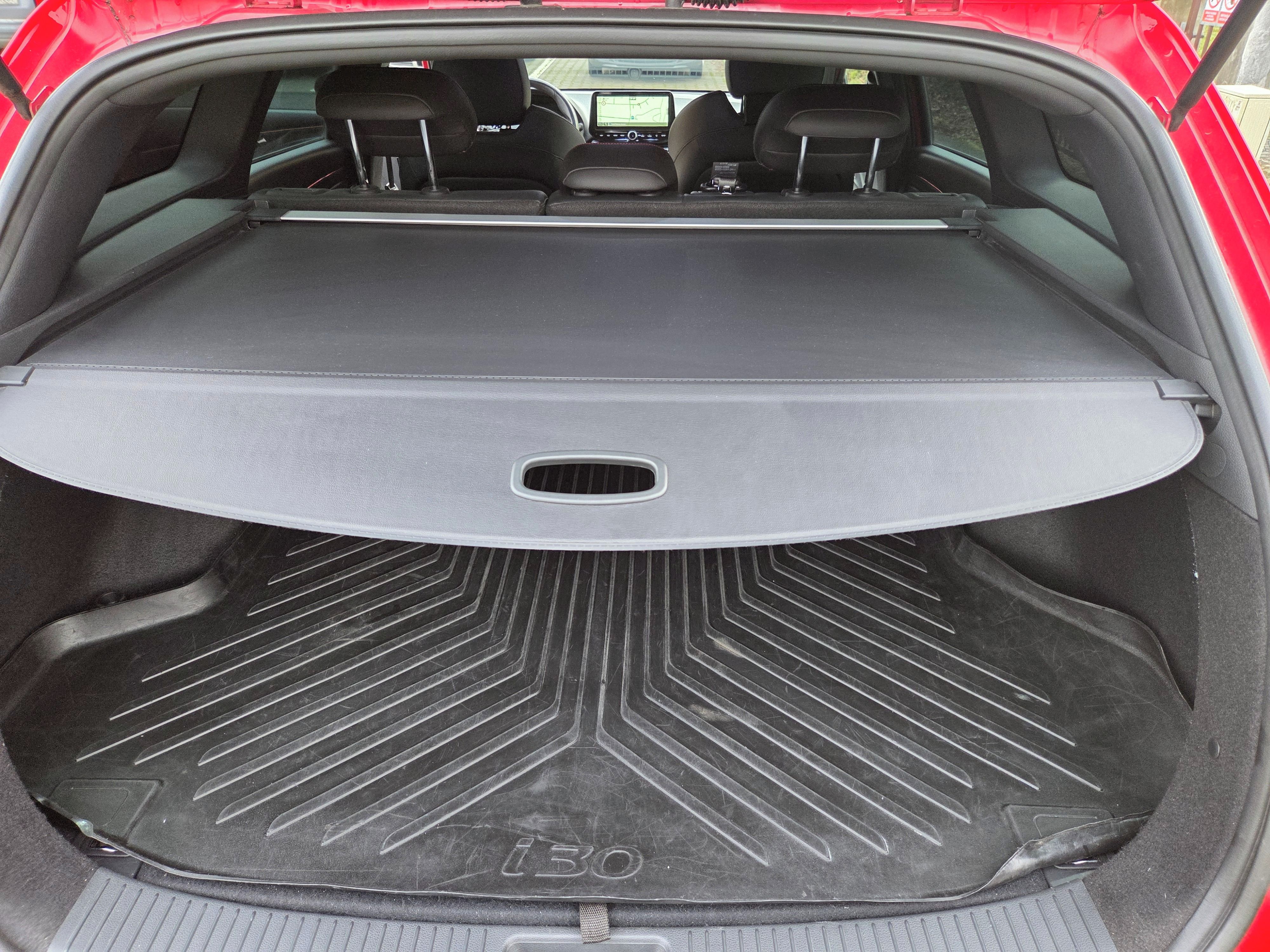 Hyundai i30, Hyundai i30 1.6 Nafta - fotka 6
