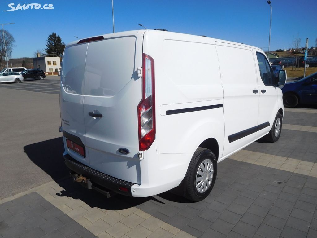 Ford Transit Custom, 2.0 TDCi, L1H1, 79.2 kW, Klima - fotka 4