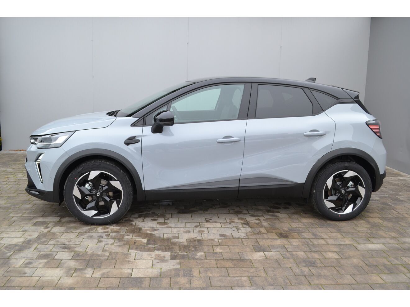 Renault Captur, techno mild hybrid 140 - fotka 4