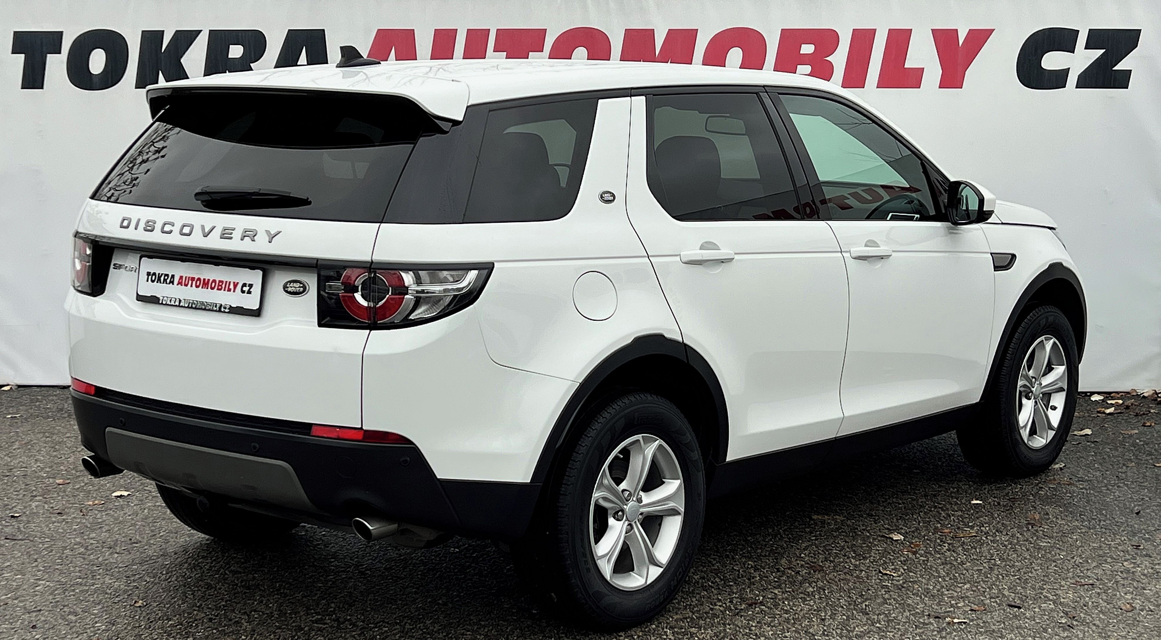Land Rover Discovery Sport, 2.0TD4 4x4 A/T Navigace Tažné - fotka 6