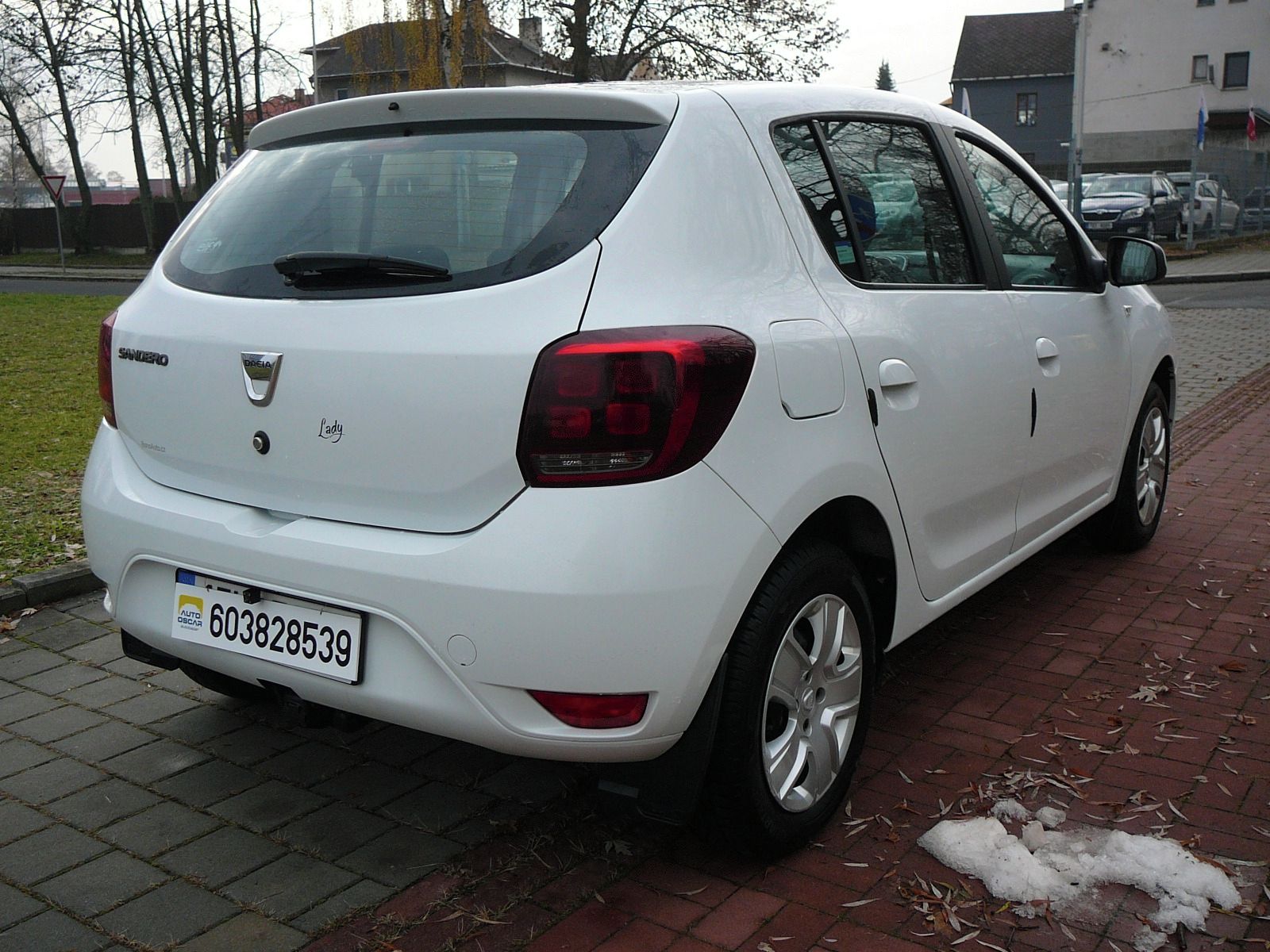 Dacia Sandero, 0.9SCe 1MAJ ČR 60000KM!!! - fotka 6