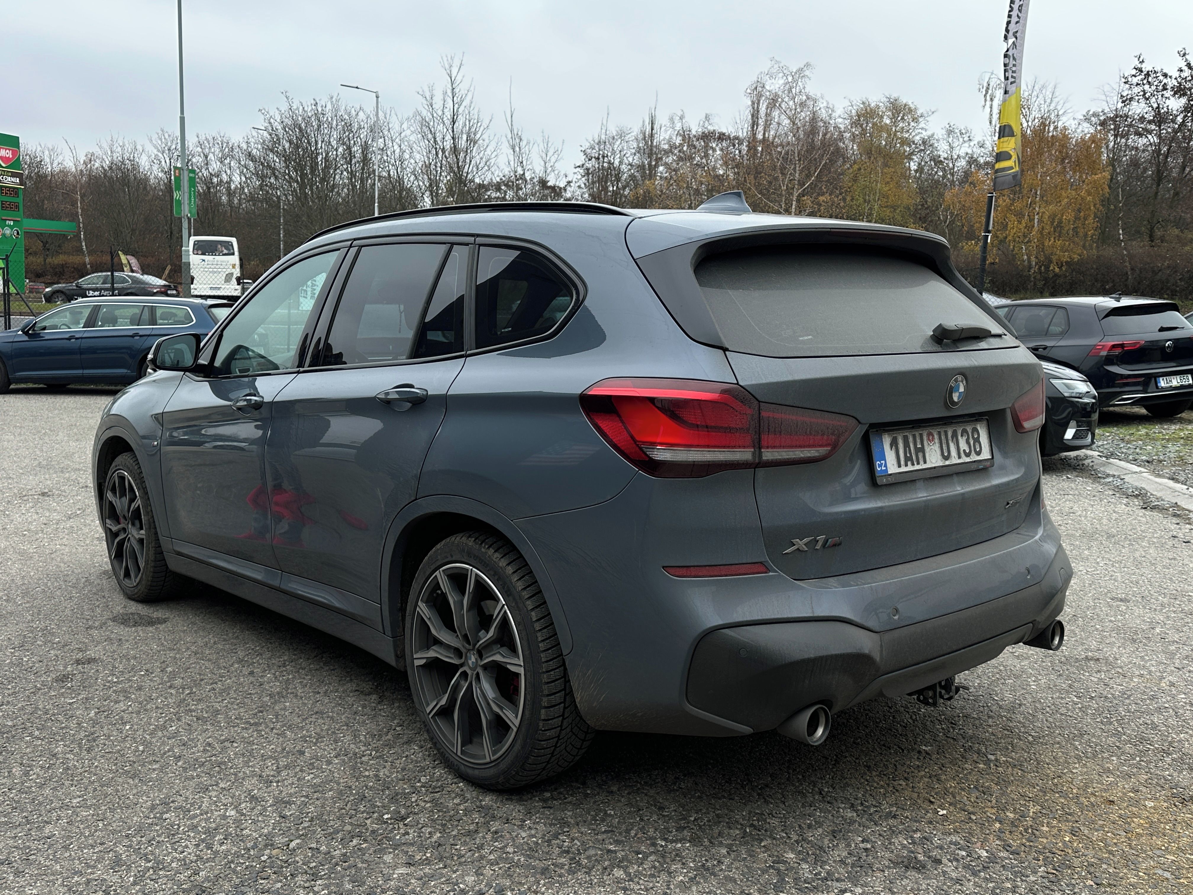 BMW X1, BMW X1 xDrive18d 2021 - fotka 4