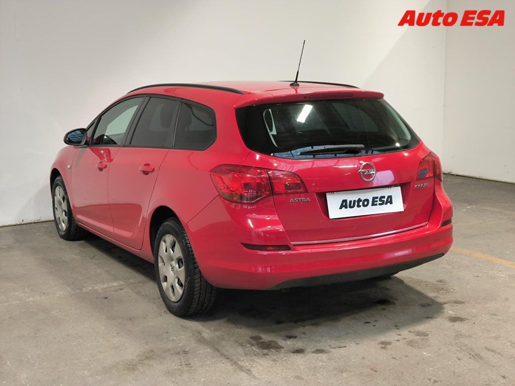 Opel Astra, 1.4i,AC - fotka 4