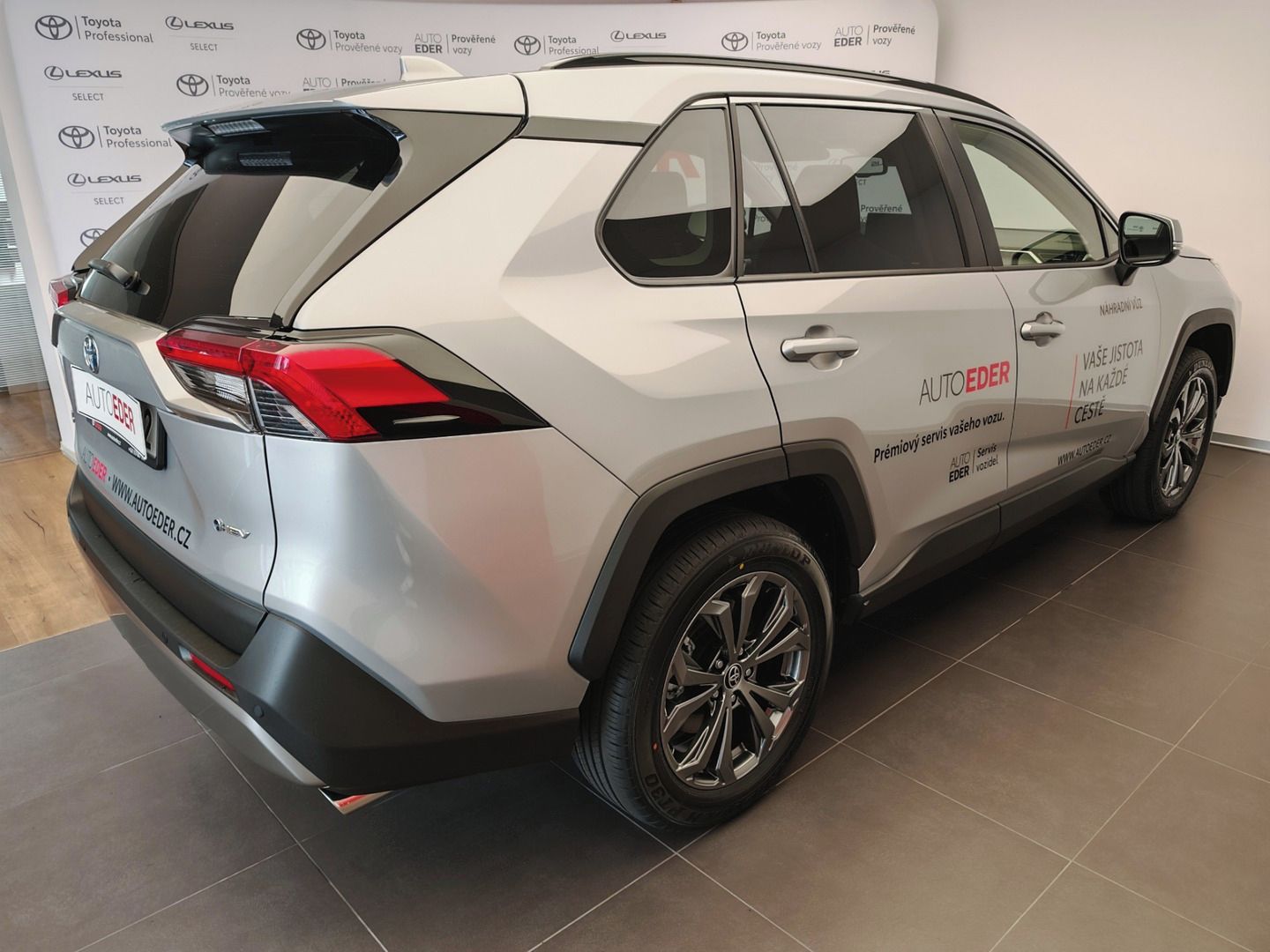 Toyota Rav4, 2.5 Comfort Style 4x4 - fotka 4
