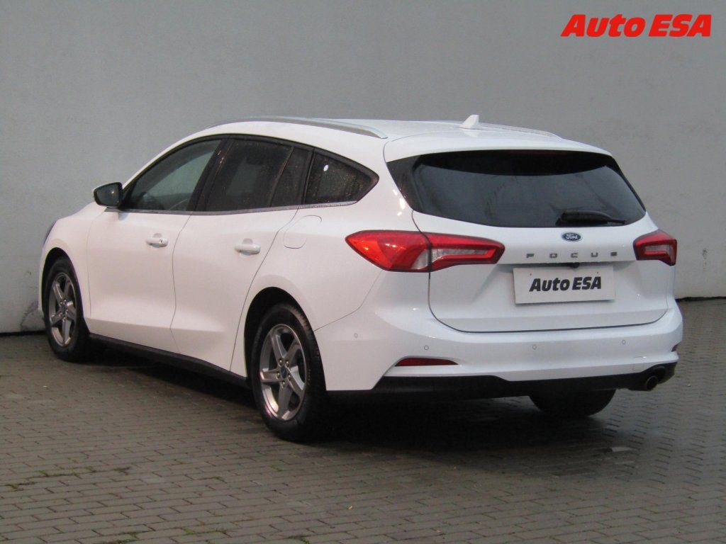 Ford Focus, 1.5TDCI,1.maj,AC,LED - fotka 6