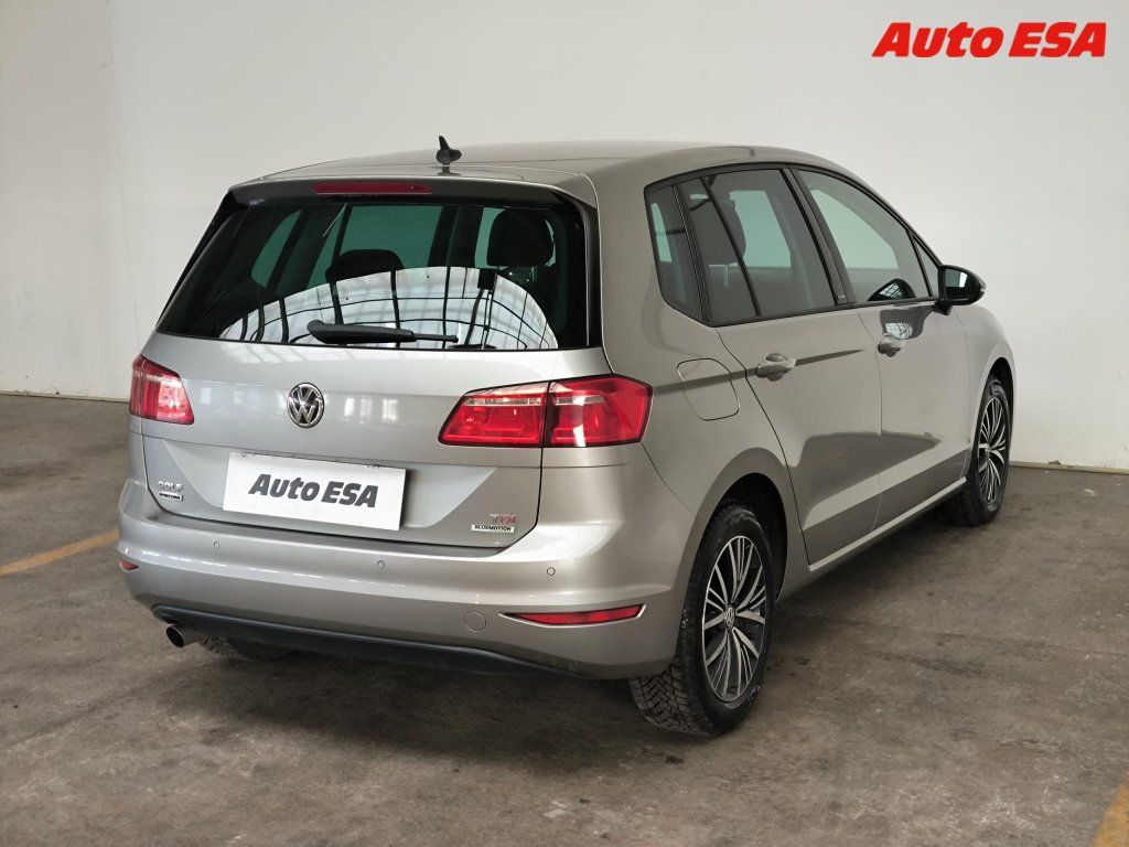 Volkswagen Golf Sportsvan, 1.6TDi,DSG - fotka 6