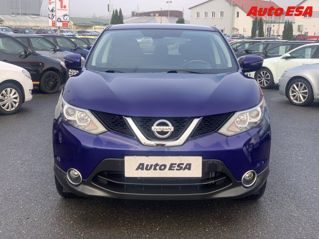 Nissan Qashqai, 1.2i,ČR,Navi,AC - fotka 2