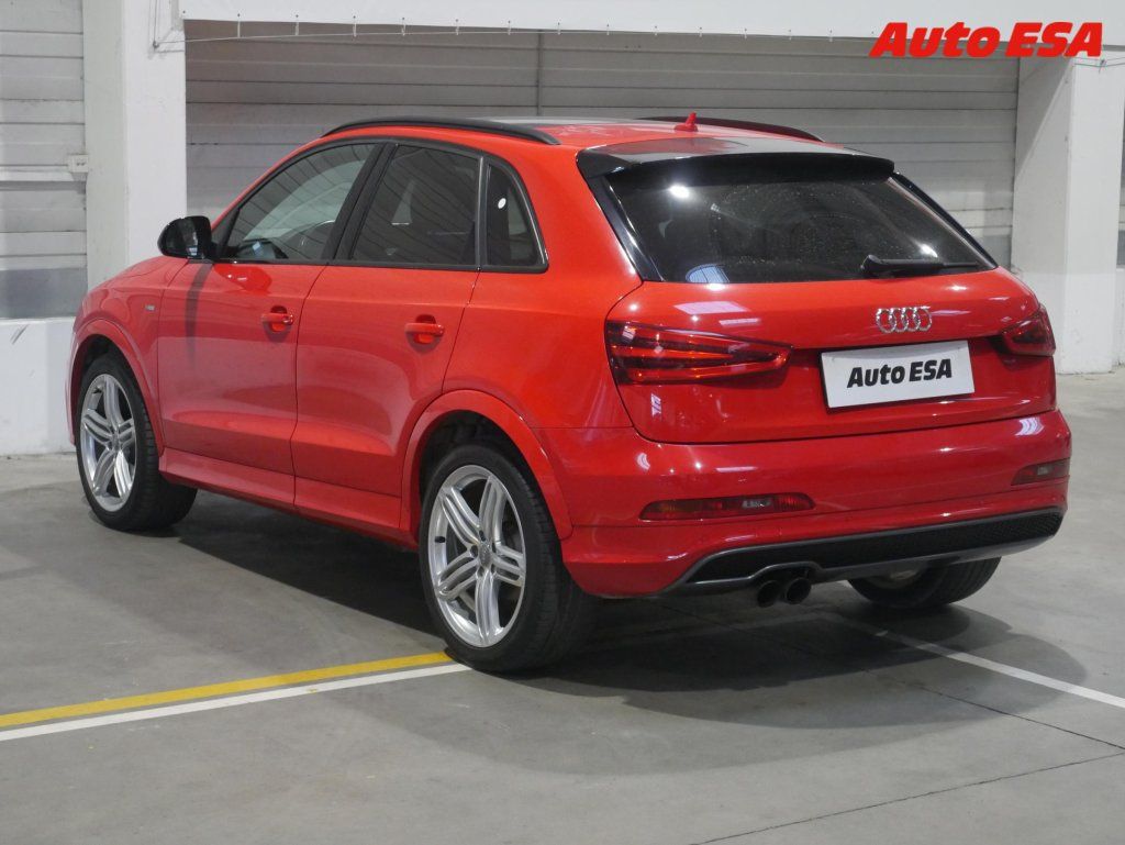 Audi Q3, 2.0 TFSI Quattro,S-line - fotka 6