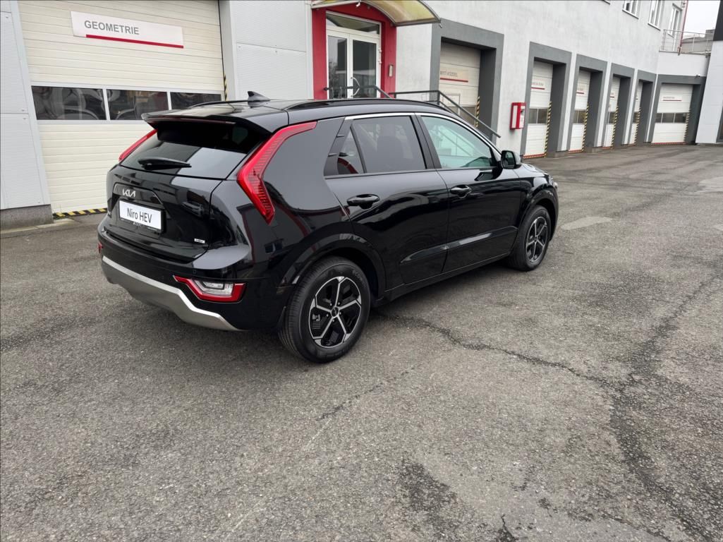 Kia Niro, 1,6 GDI HEV STYLE 6DCT - fotka 5