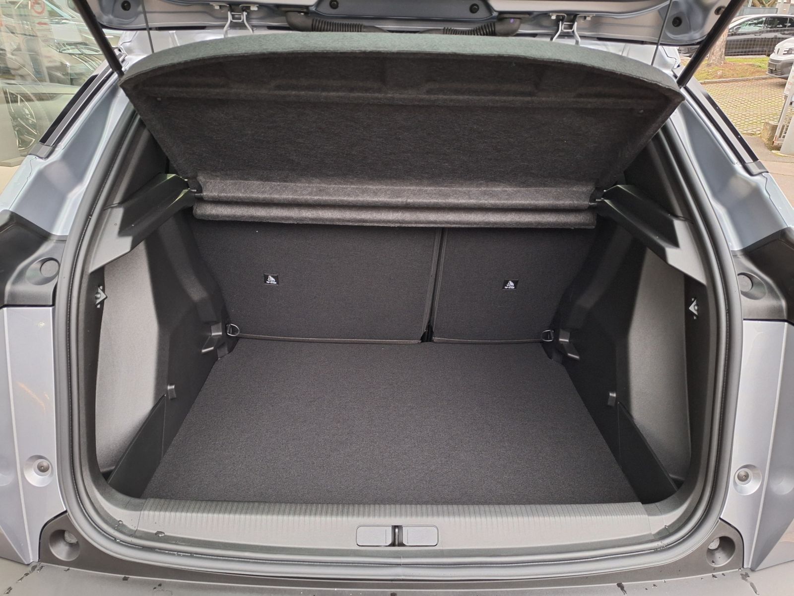 Peugeot 2008, STYLE 1.2 TURBO 100k MAN6 - fotka 6