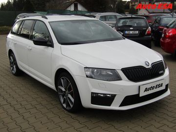 2.0 TDi,DSG,xenon,kůže