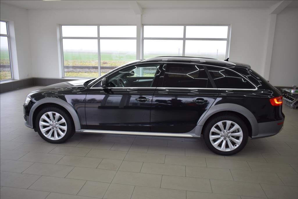 Audi A4 allroad, 2,0 TDi, ALLROAD,QUATTRO, - fotka 5