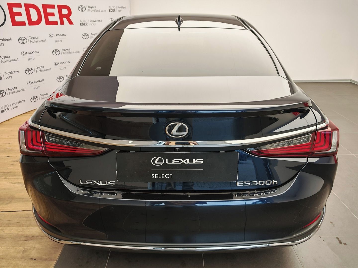 Lexus ES 300h, LEXUS ES 300h Prestige Plus - fotka 5