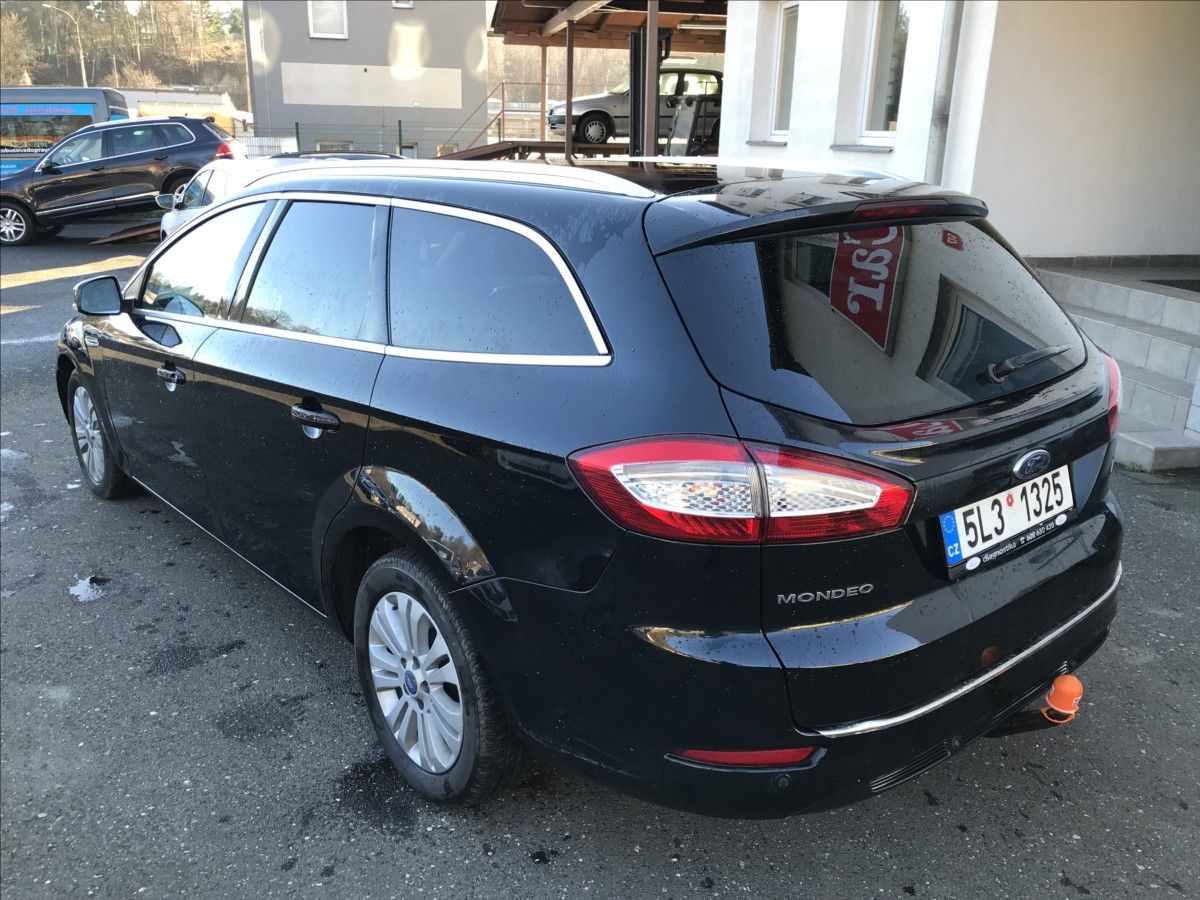 Ford Mondeo, 2,0 TDCi Turnier PowerShift - fotka 6