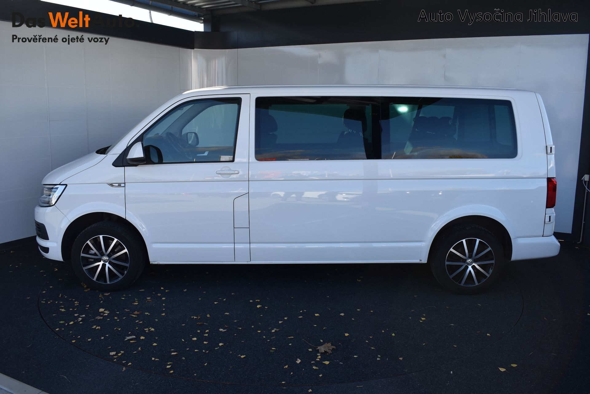 Volkswagen Caravelle, 2.0TDI 150kW DSG, MAXI, 8míst - fotka 3