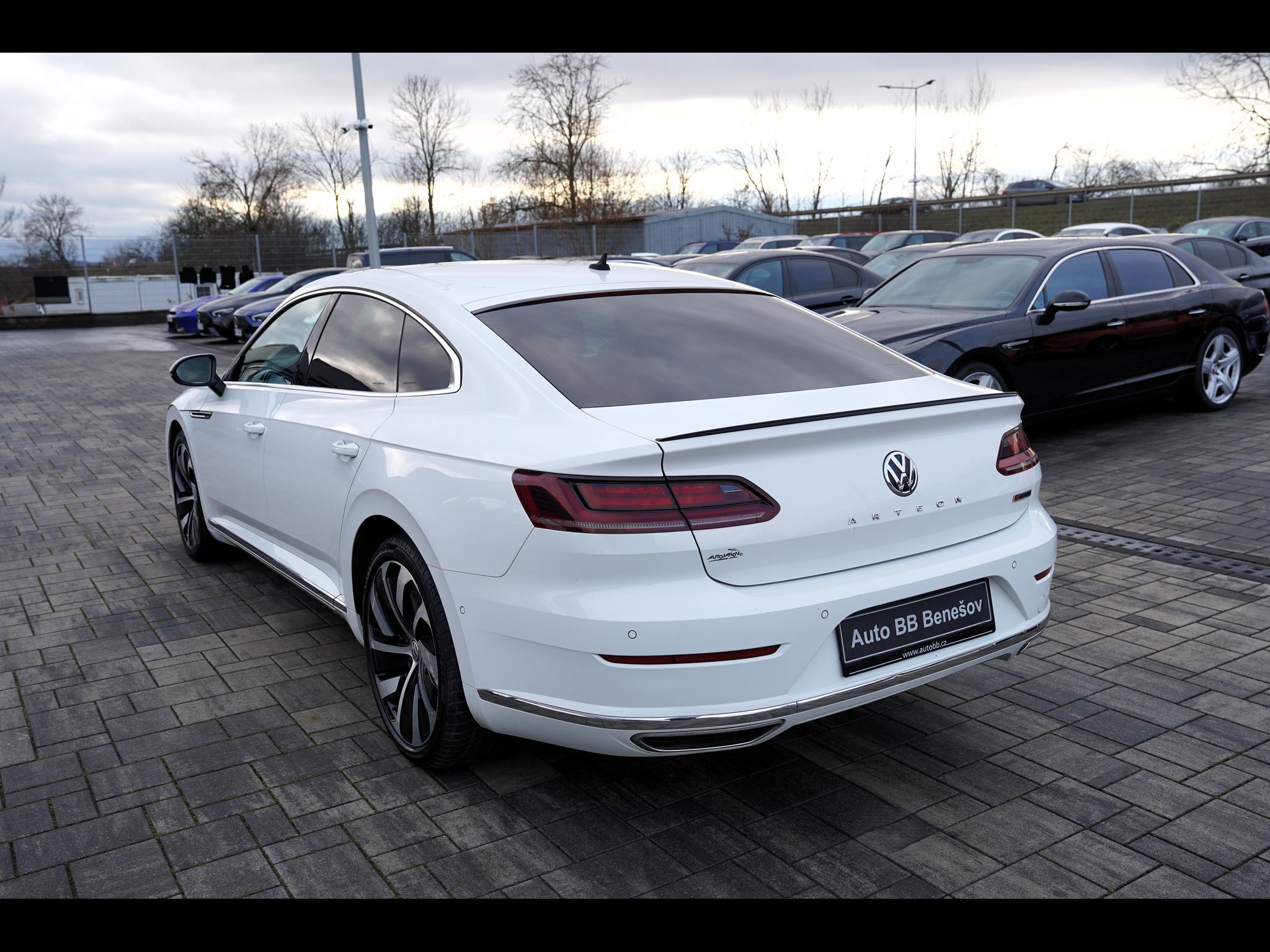 Volkswagen Arteon, 2.0 TDI/4Motion/DSG/R-line - fotka 4