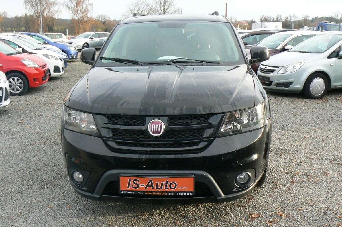 Fiat Freemont, 2,0 4x4 7 míst AUTOMAT - fotka 2