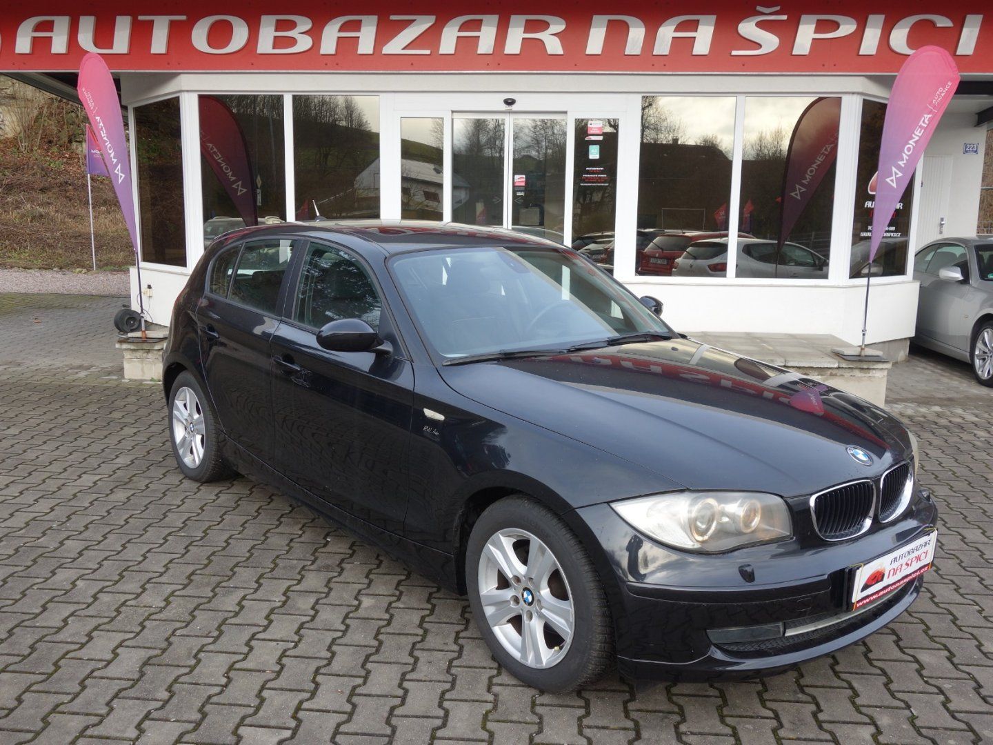 BMW Řada 1, 118d 105kW - fotka 2