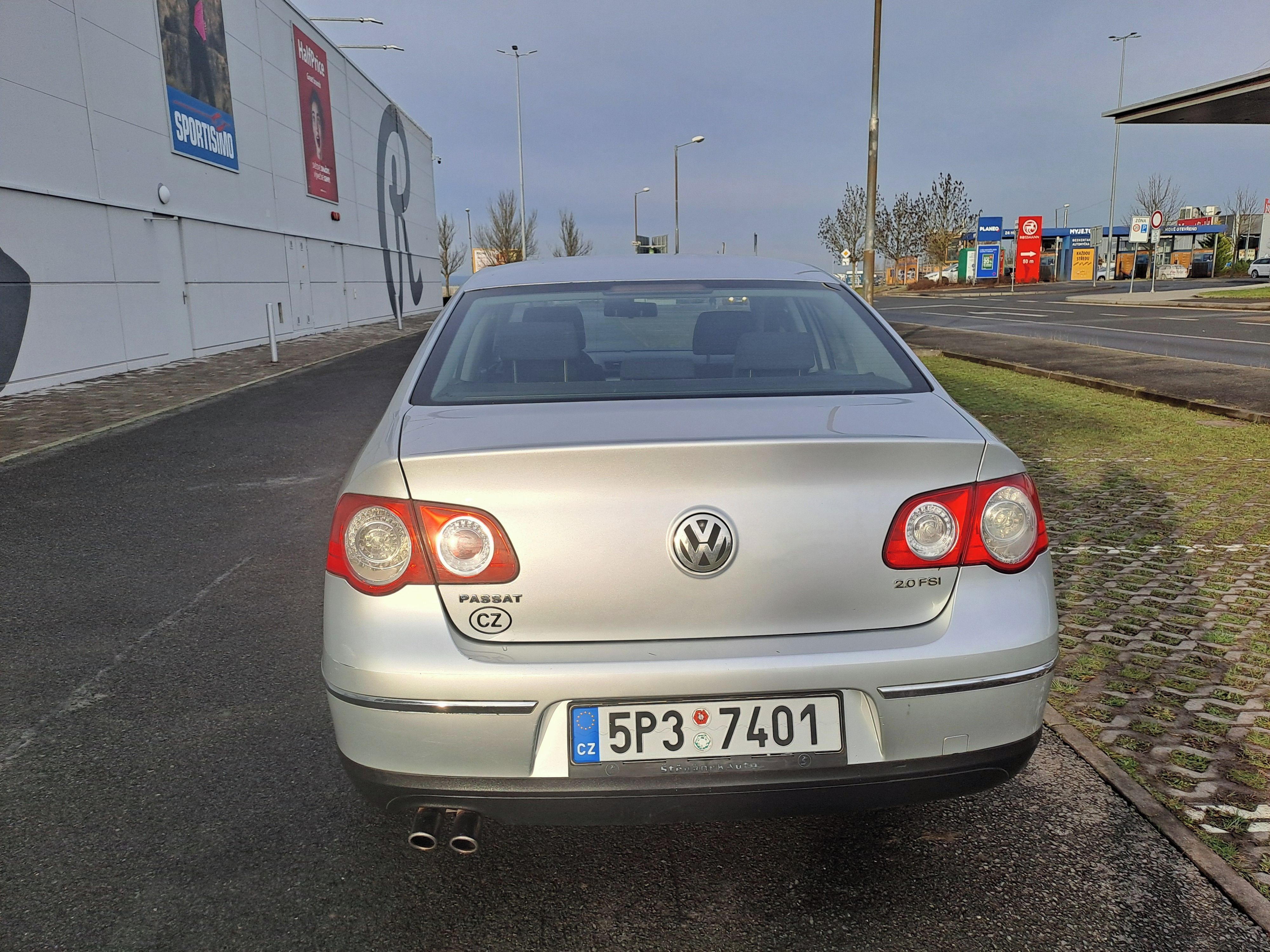 Volkswagen Passat, 2.0FSI 110KW PRAVIDELNÝ SERVIS - fotka 6