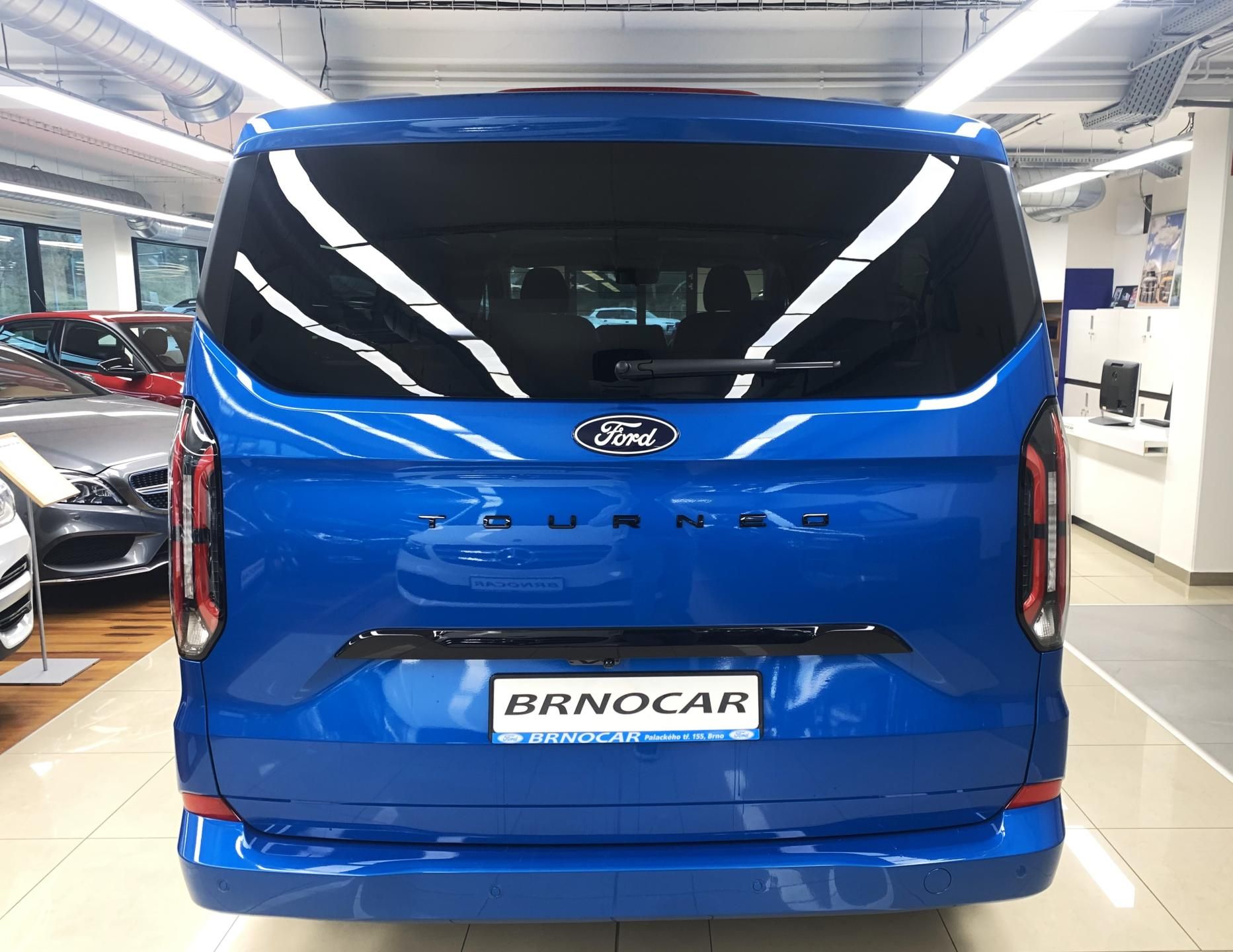 Ford Tourneo Custom, L2 Titanium X 125kW AT, ČR - fotka 5
