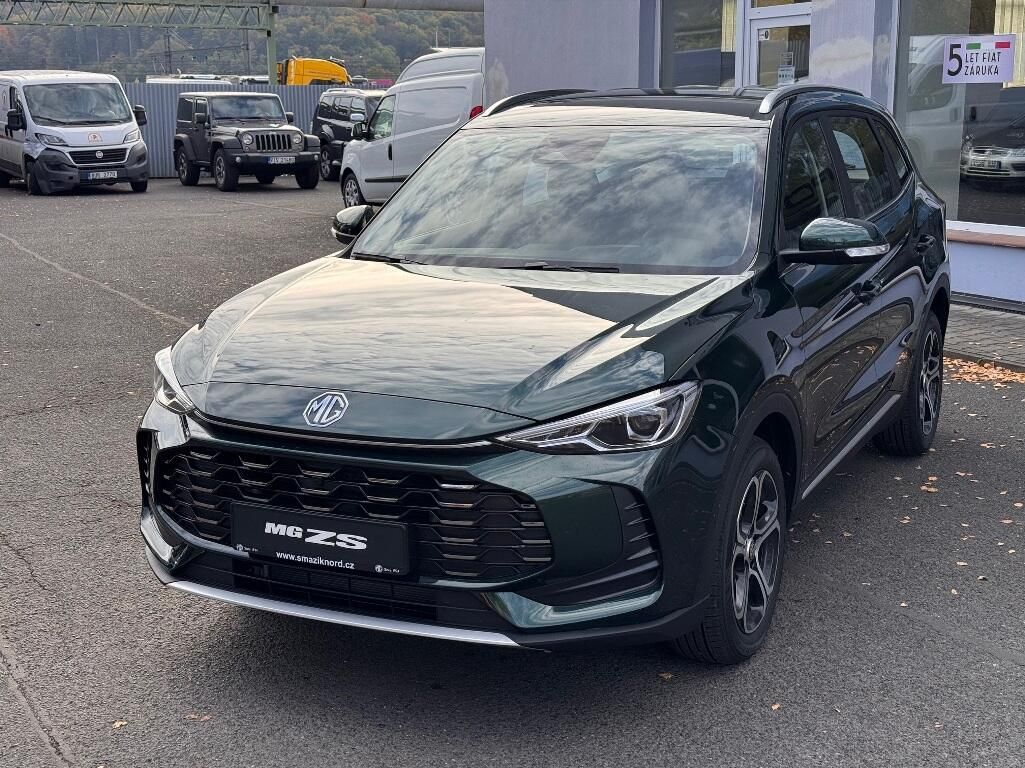 MG ZS, 1,5l Hybrid + (197k) Emotion - fotka 4