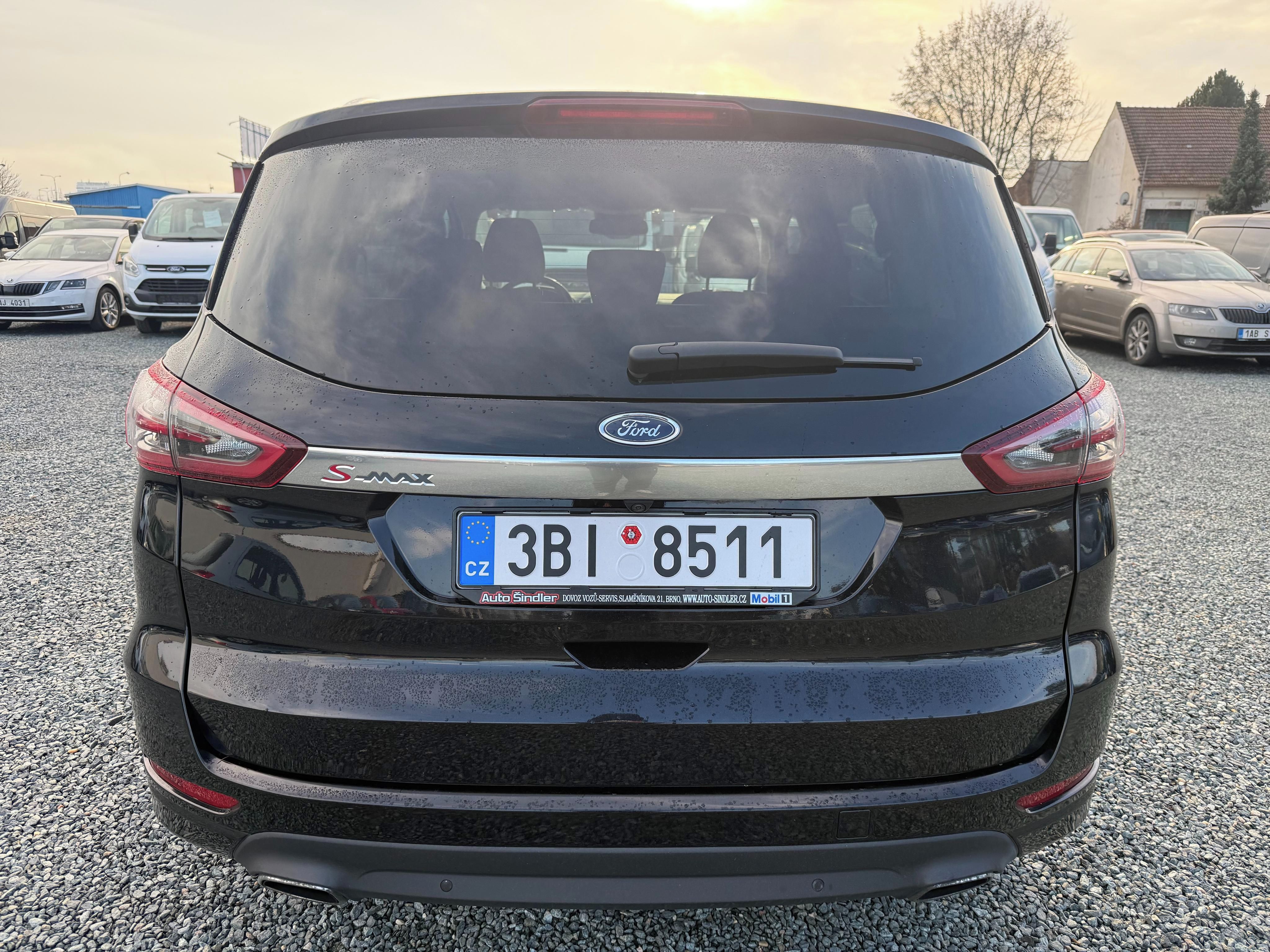 Ford S-MAX, 2.0 TDCi 140Kw Navi, LED - fotka 4
