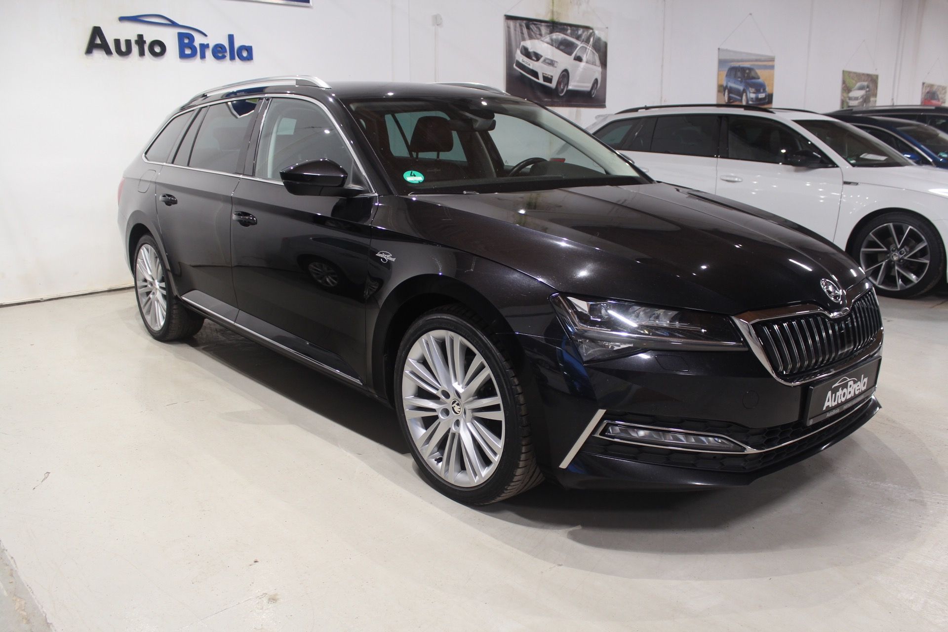 Škoda Superb, 2.0TDI DSG L&K Display Matrix - fotka 3