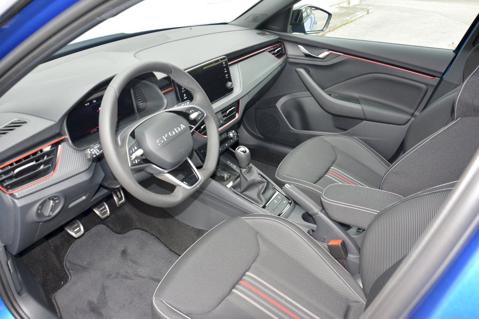Škoda Kamiq, Monte Carlo 1,0 TSI 85 kW 6 MP - fotka 5
