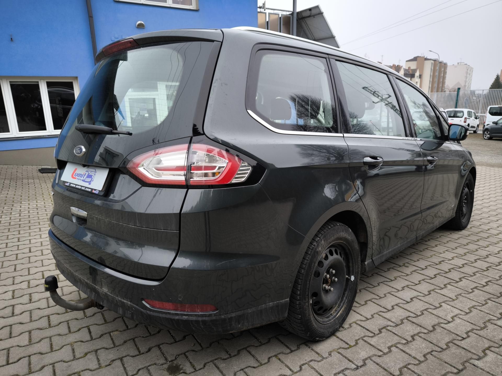 Ford Galaxy, 2.0 TDCi AWD 140KW 7 míst - fotka 5