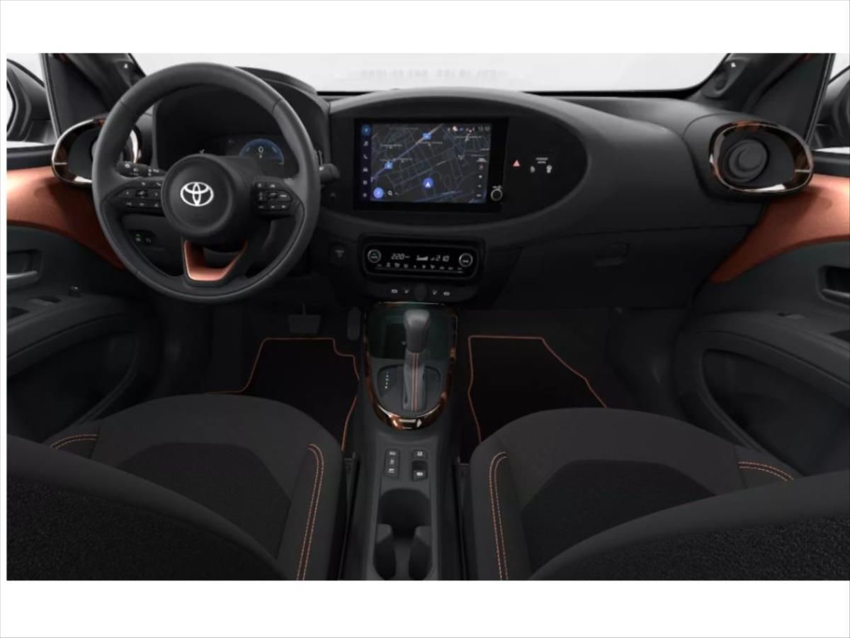 Toyota Aygo, X hybrid Executive - fotka 3