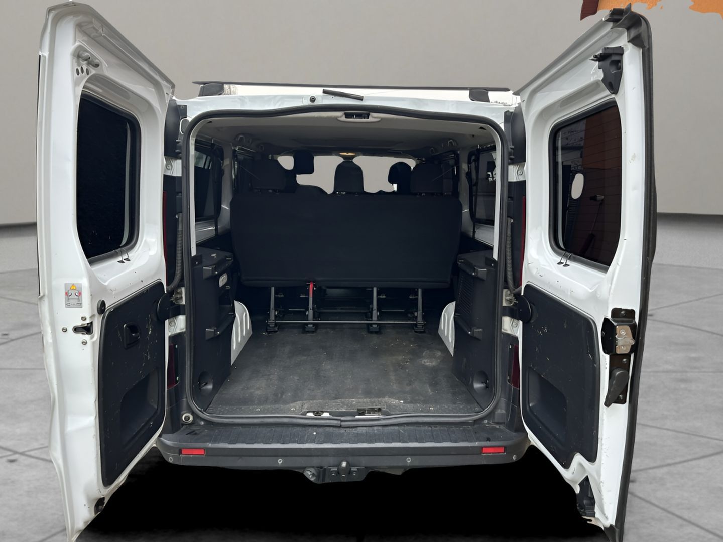 Renault Trafic, 1.6dCi 92kW 9 míst Long - fotka 5