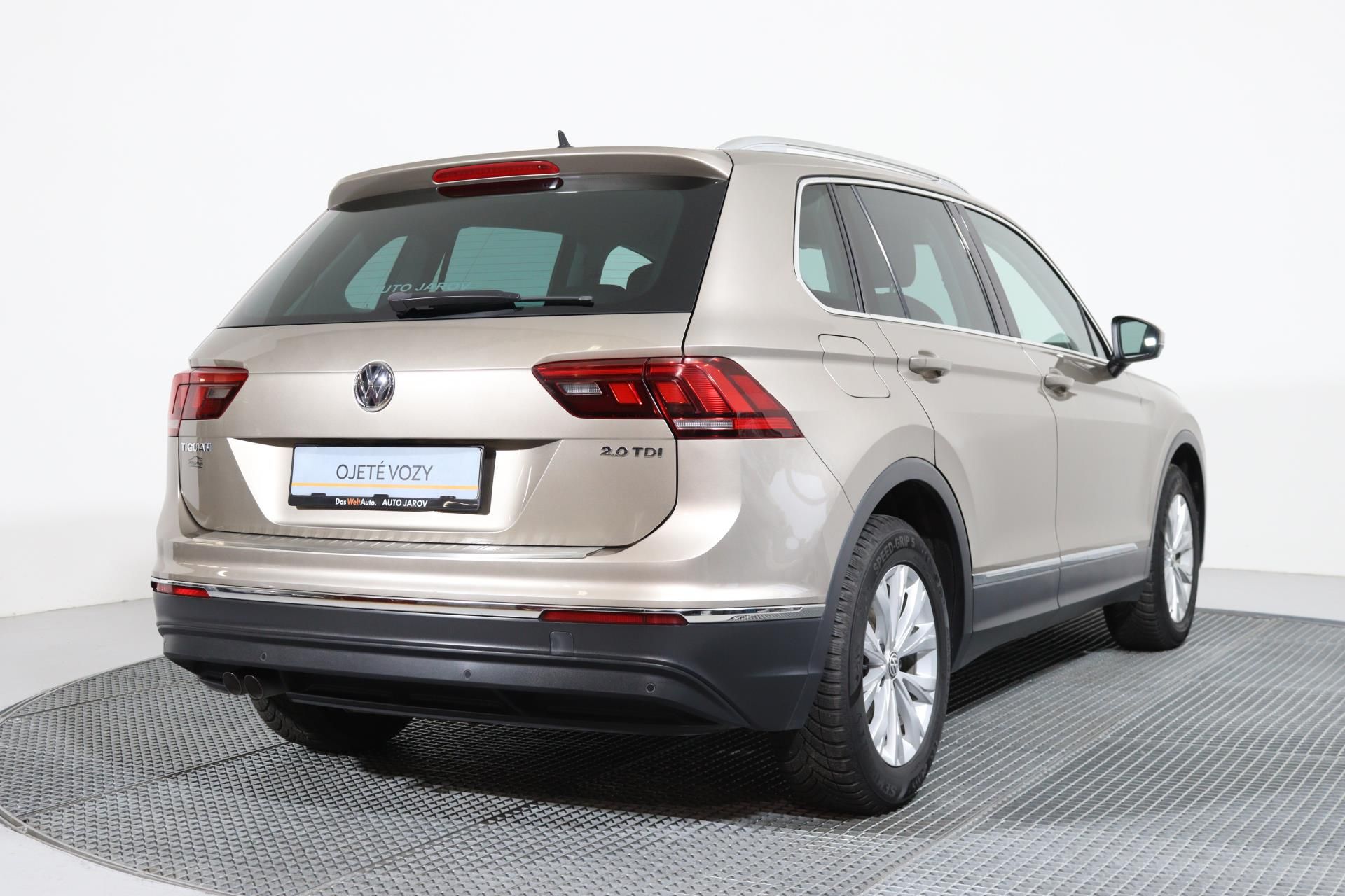 Volkswagen Tiguan, Comfortline 2,0 TDI 7DSG - fotka 2
