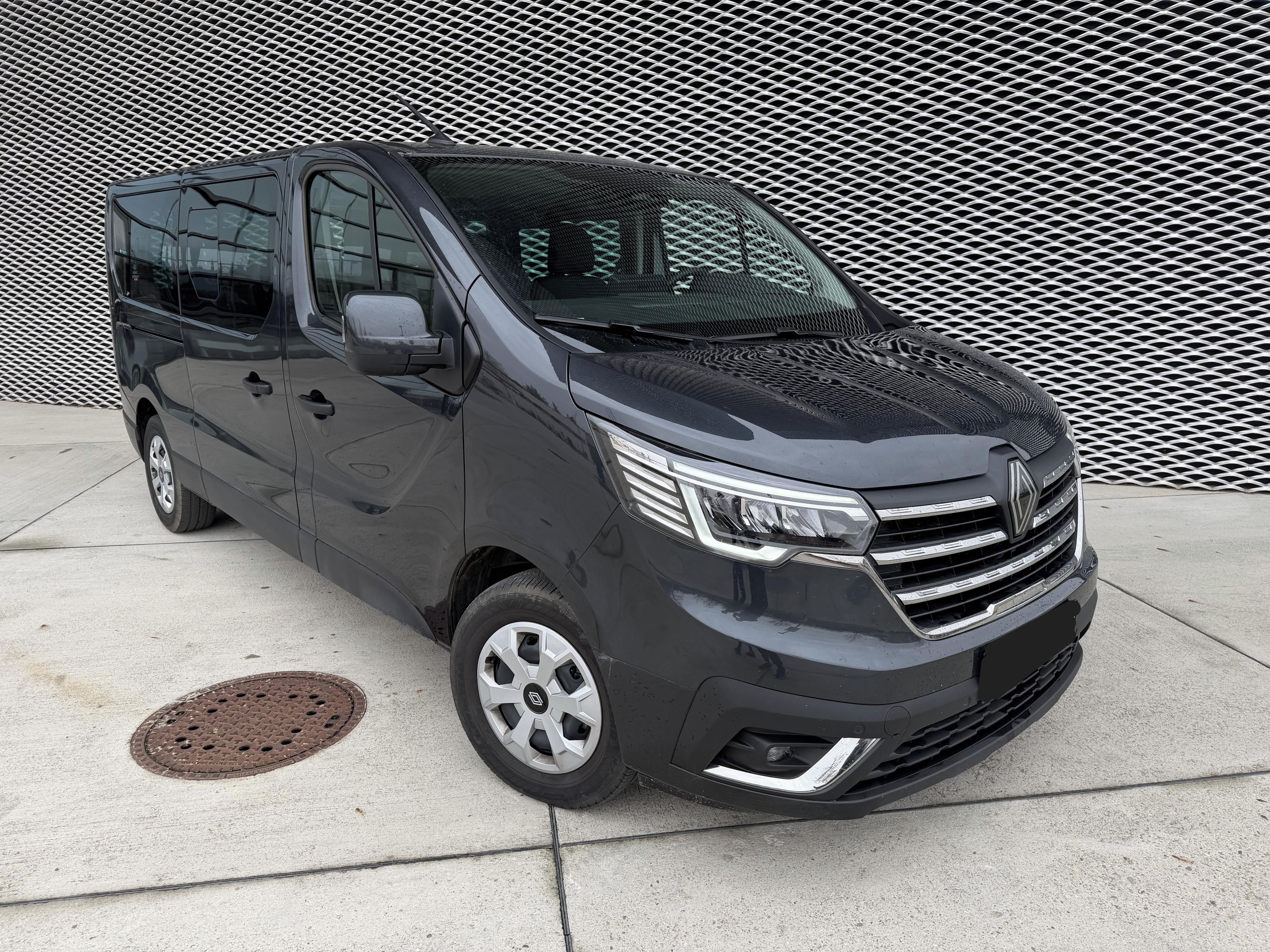 Renault Trafic, L2 Combi 2.0 dCi automat 8míst