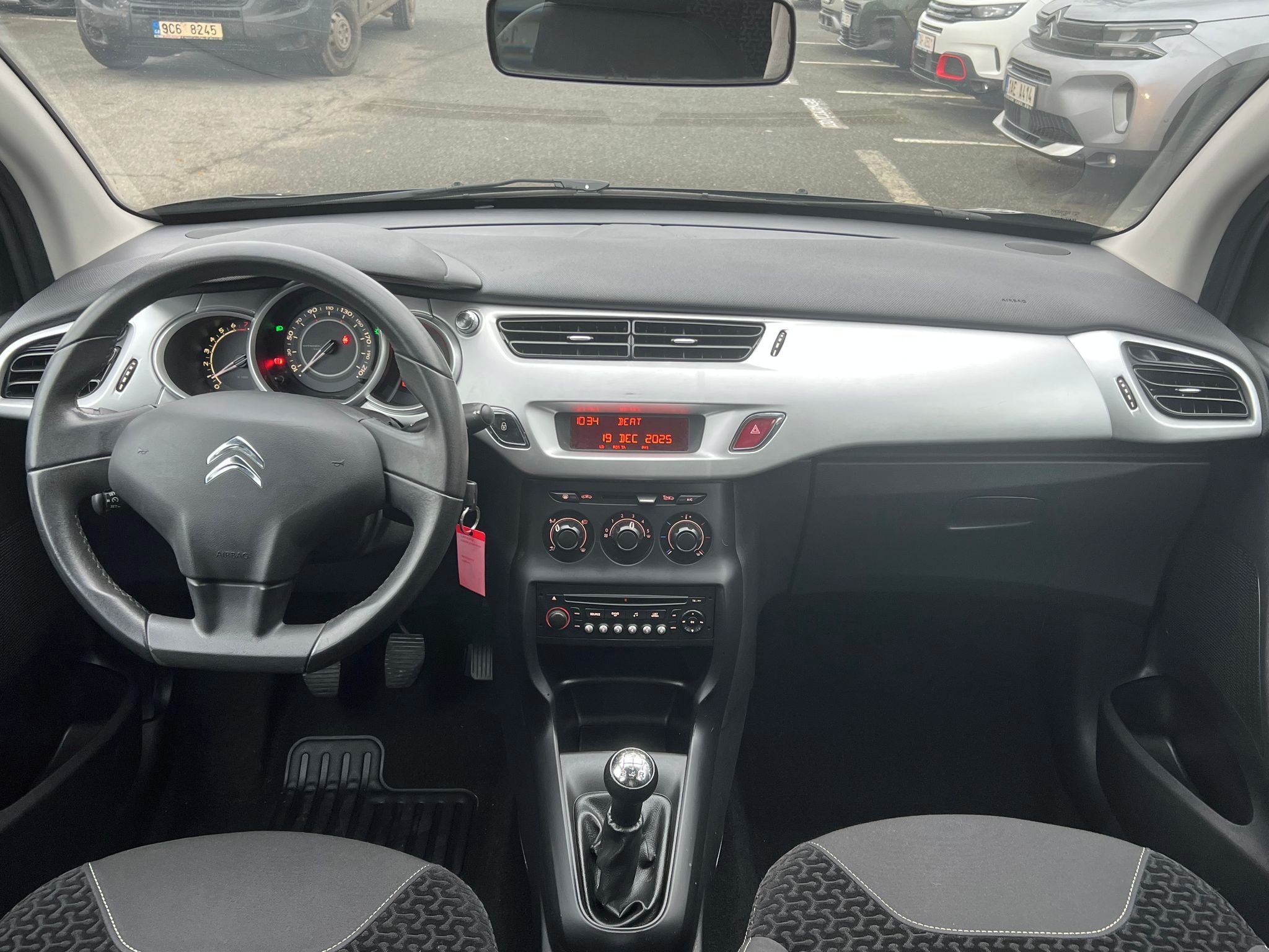 Citroën C3, 1.4 VTi 95k SERVIS ZÁRUKA - fotka 3