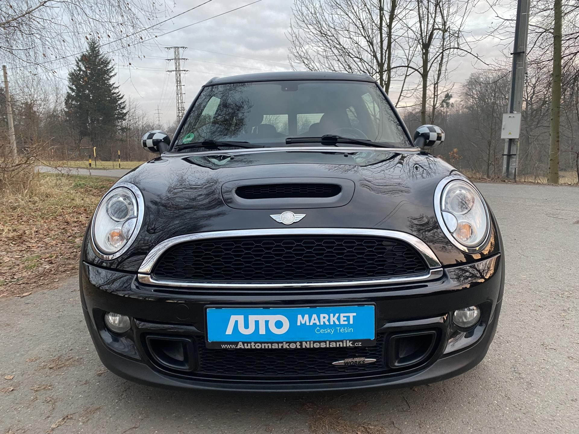 Mini Clubman, John Cooper Works 155kw 88tkm - fotka 2
