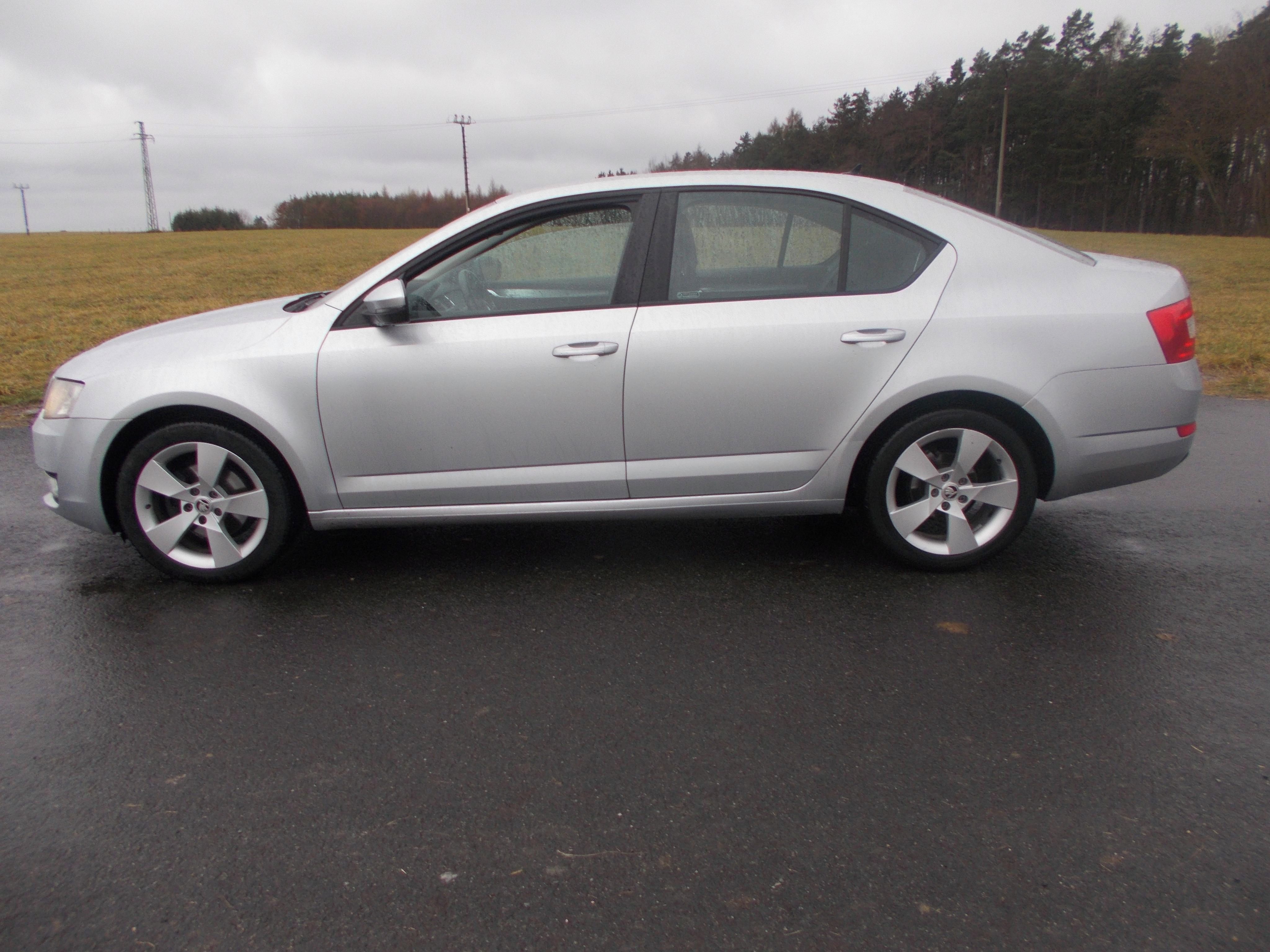Škoda Octavia, 2,0 TDI110KW - fotka 2