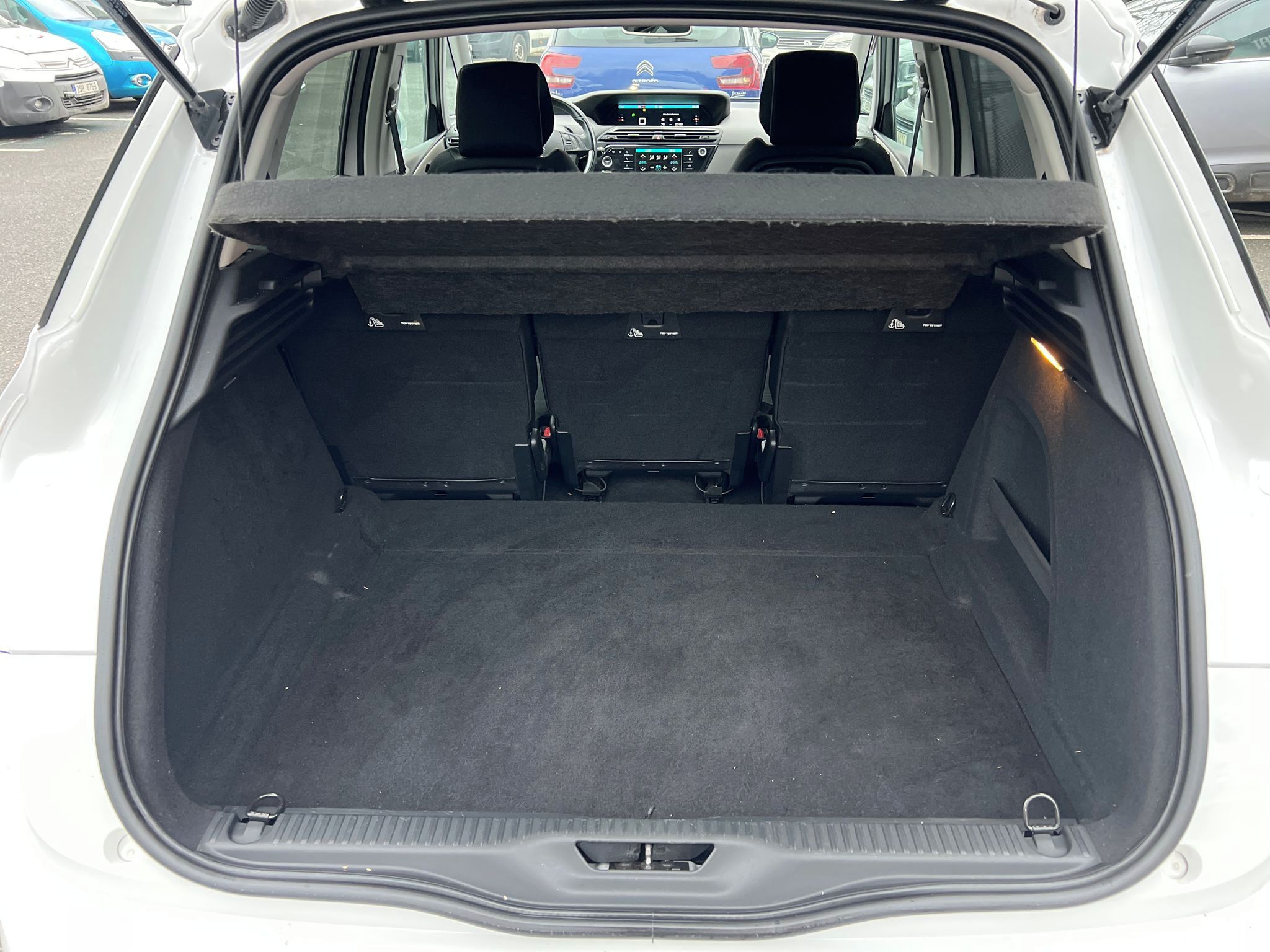 Citroën C4 SpaceTourer, 1.5 130k ZÁRUKA SERVIS VÝHŘEV - fotka 6