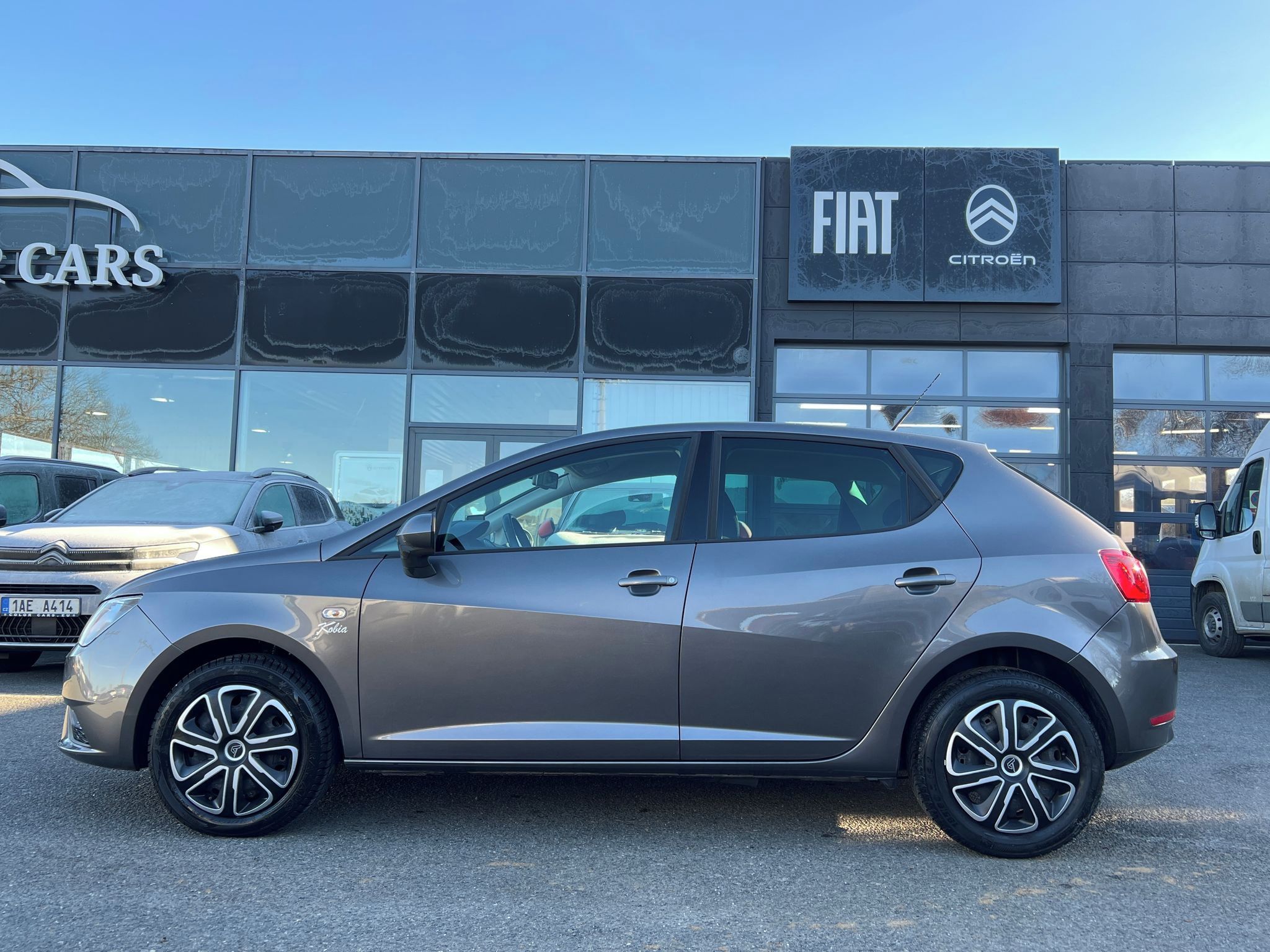 Seat Ibiza, 1.2i 51kW ZÁRUKA SERVIS NAVI - fotka 4