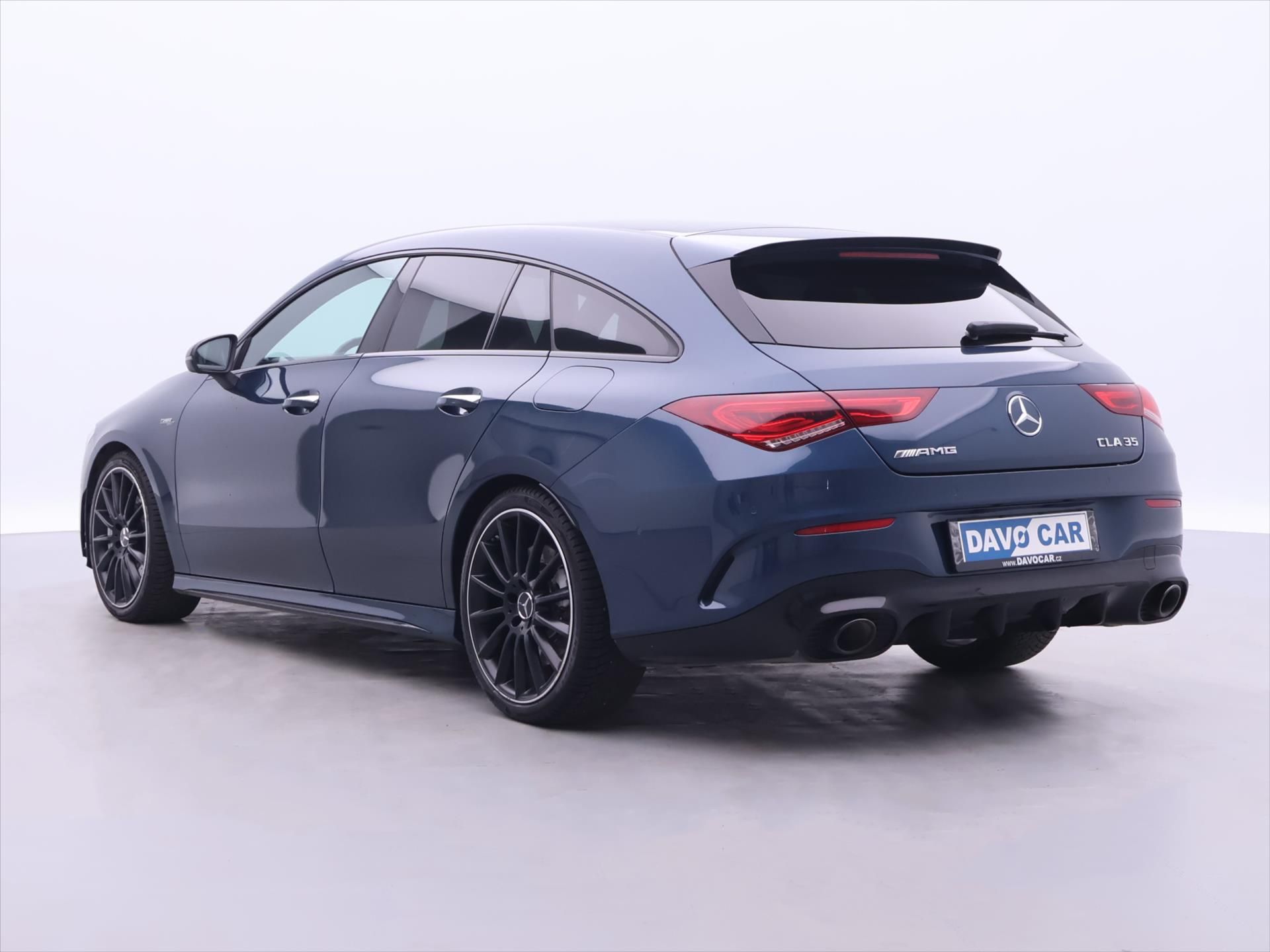 Mercedes-Benz CLA, 2,0 35 AMG 225kW 4MATIC DPH CZ - fotka 5
