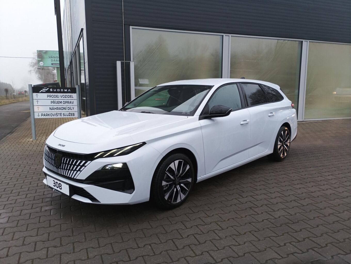 Peugeot 308, SW ALLURE Hybrid 145 e-DCS6 - fotka 3