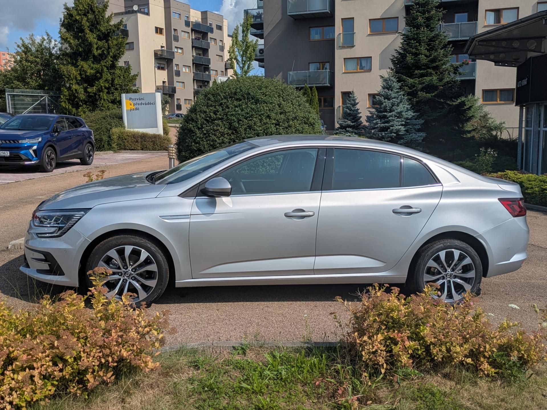 Renault Mégane, GrandCoupé techno TCe 140 EDC - fotka 2
